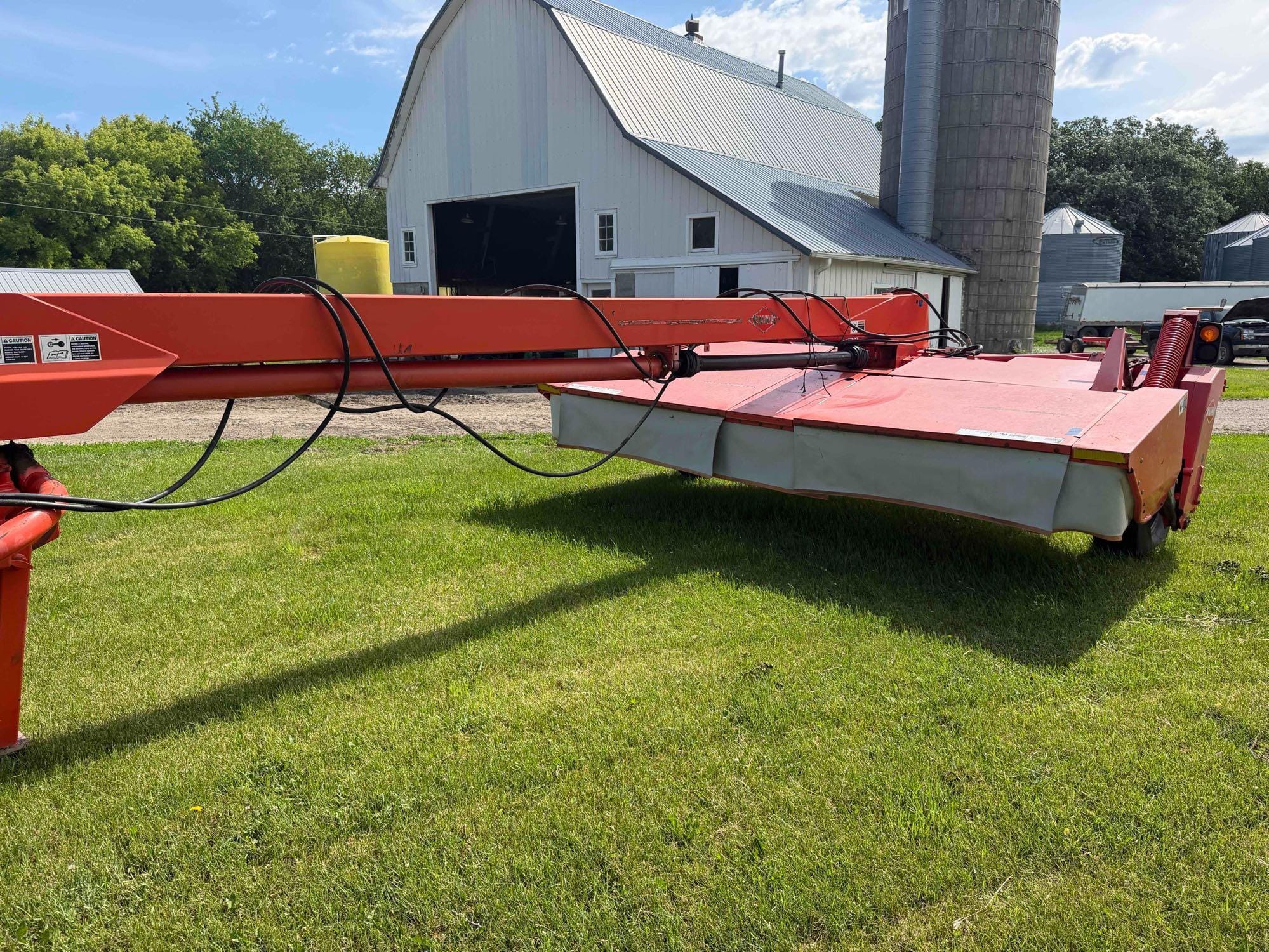 Kuhn FC4000 Equipment Image0