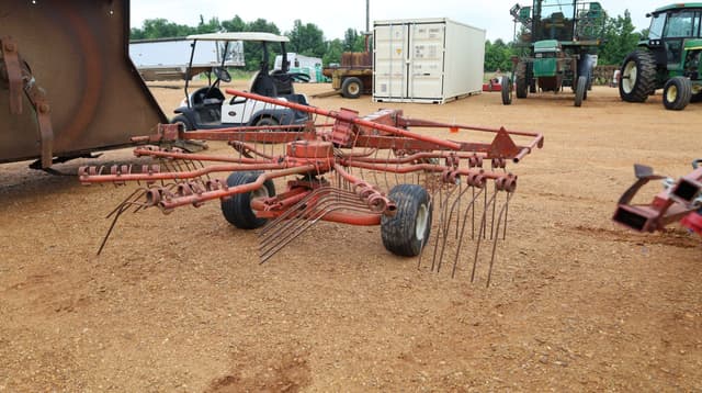 Image of Kuhn GA300GT equipment image 2