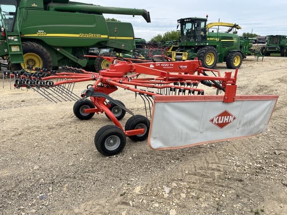 Image of Kuhn GA4220TH equipment image 3