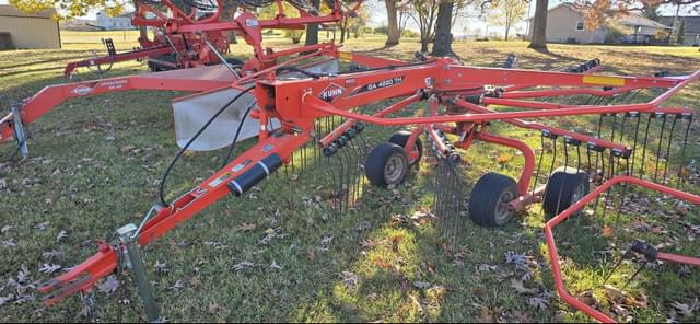 Image of Kuhn GA4220TH equipment image 2