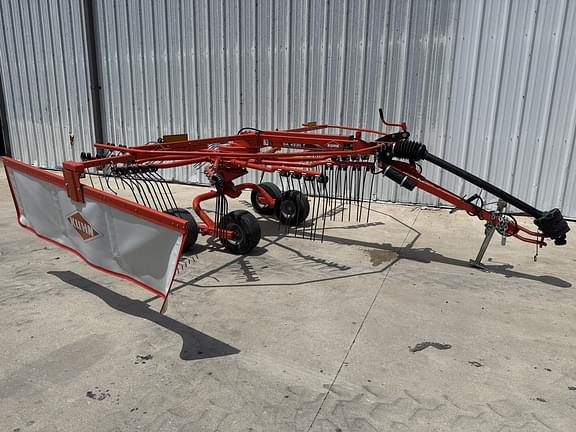 Image of Kuhn GA 4230T equipment image 4