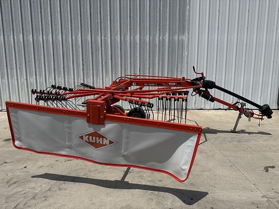Image of Kuhn GA 4230T equipment image 3
