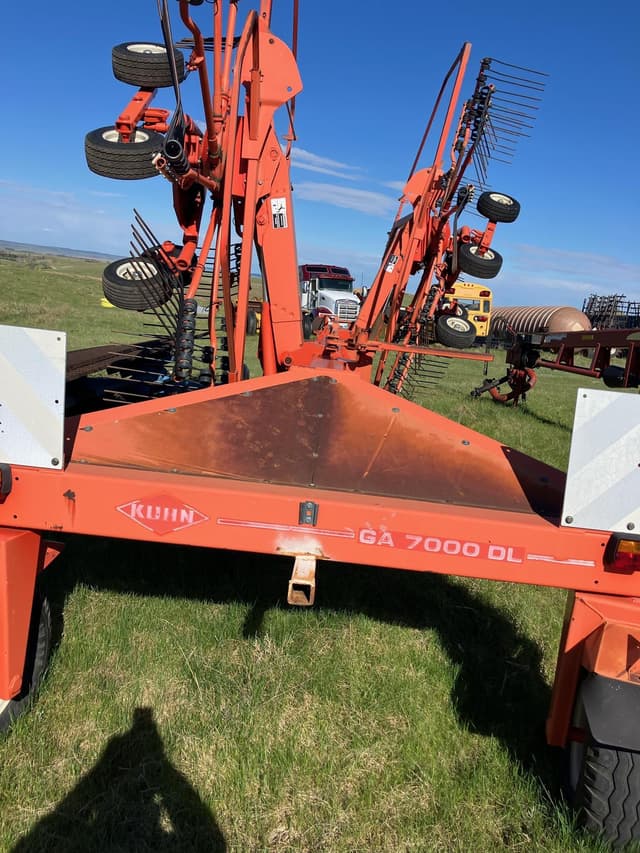 Image of Kuhn GA7000DL equipment image 2