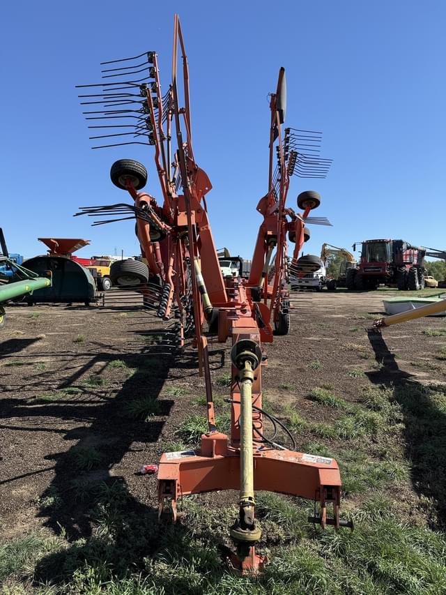 Image of Kuhn GA7000DL equipment image 2