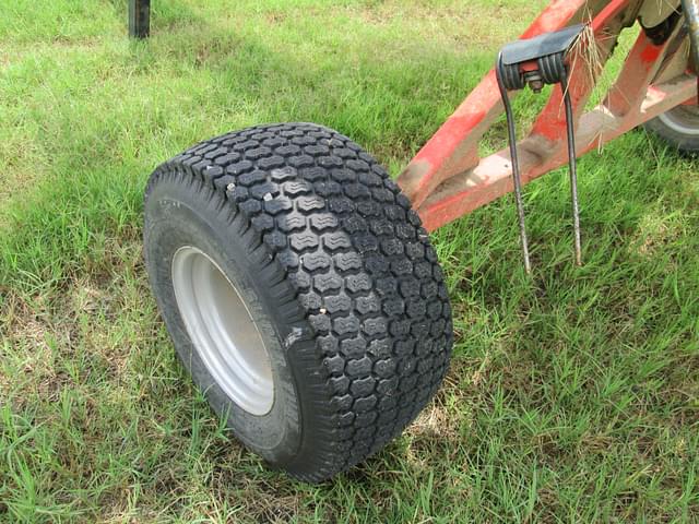 Image of Kuhn GF8712T equipment image 4