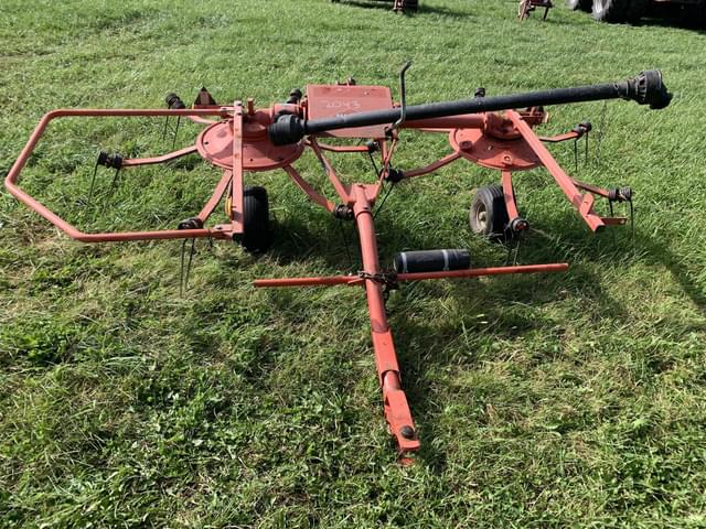 Image of Kuhn GF222T equipment image 2