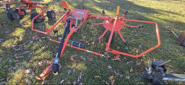 Image of Kuhn GF222T equipment image 2