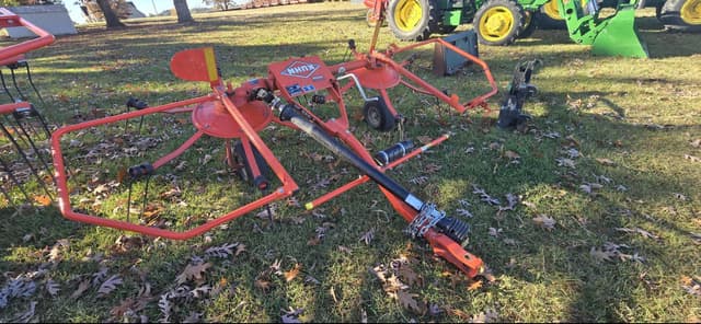 Image of Kuhn GF222T equipment image 1