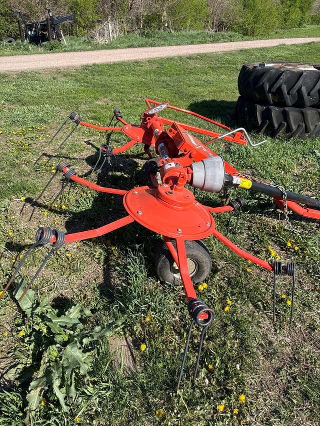 Image of Kuhn GF222T equipment image 2