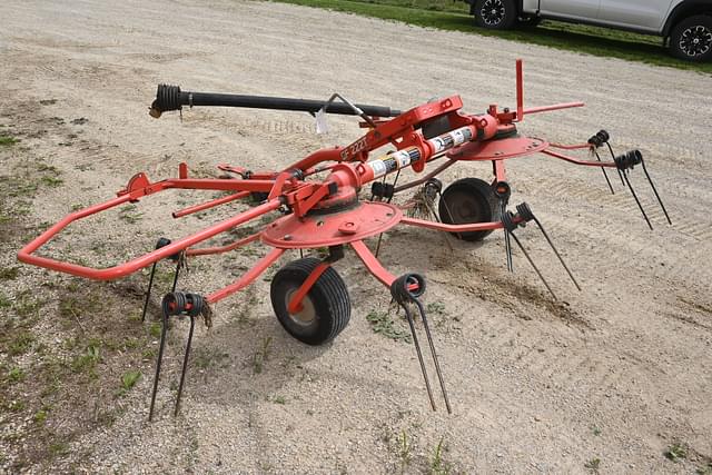 Image of Kuhn GF222T equipment image 3