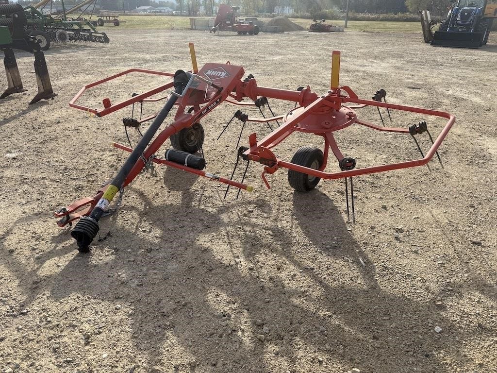 Kuhn GF222T Equipment Image0
