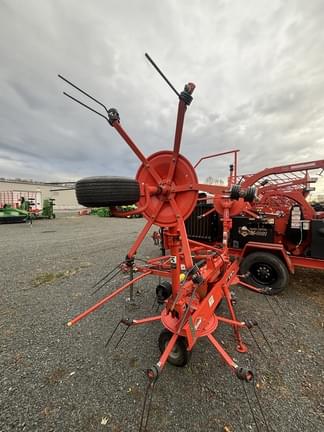 Image of Kuhn GF502THA equipment image 3