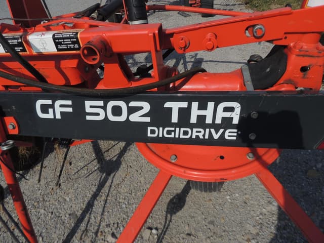 Image of Kuhn GF502THA equipment image 4