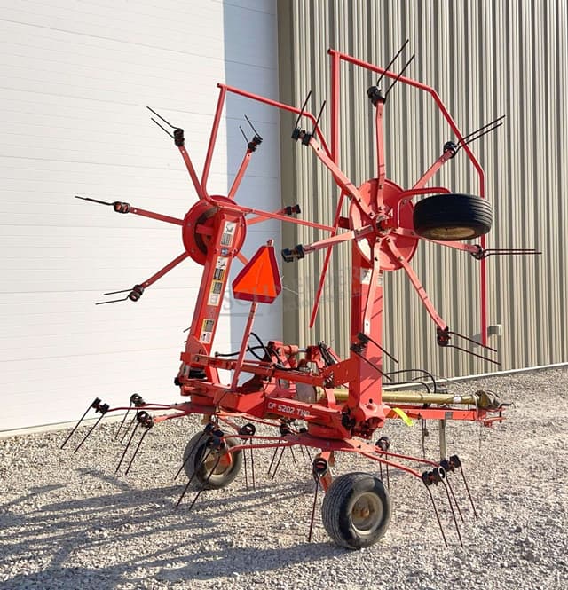 Image of Kuhn GF5202THA equipment image 4