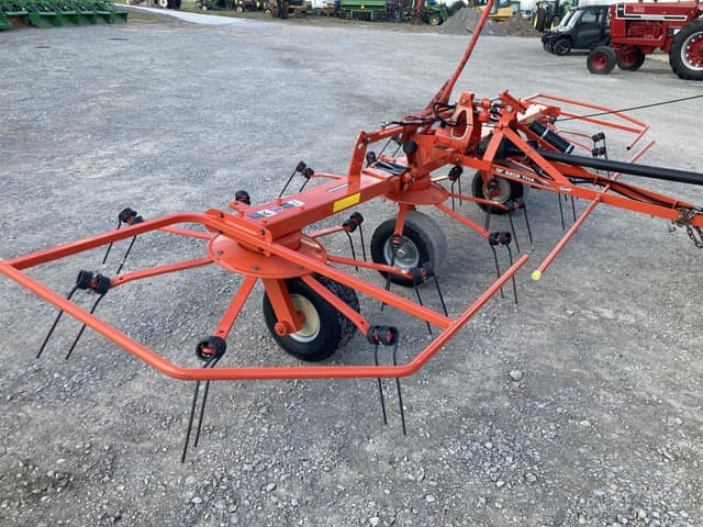 Image of Kuhn GF5202THA equipment image 4