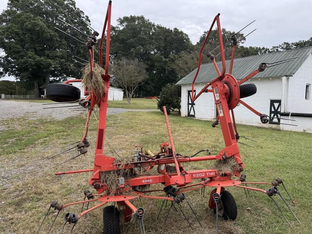 Image of Kuhn GF5202THA equipment image 4