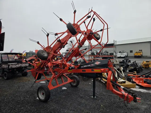 Image of Kuhn GF7802T GII equipment image 3