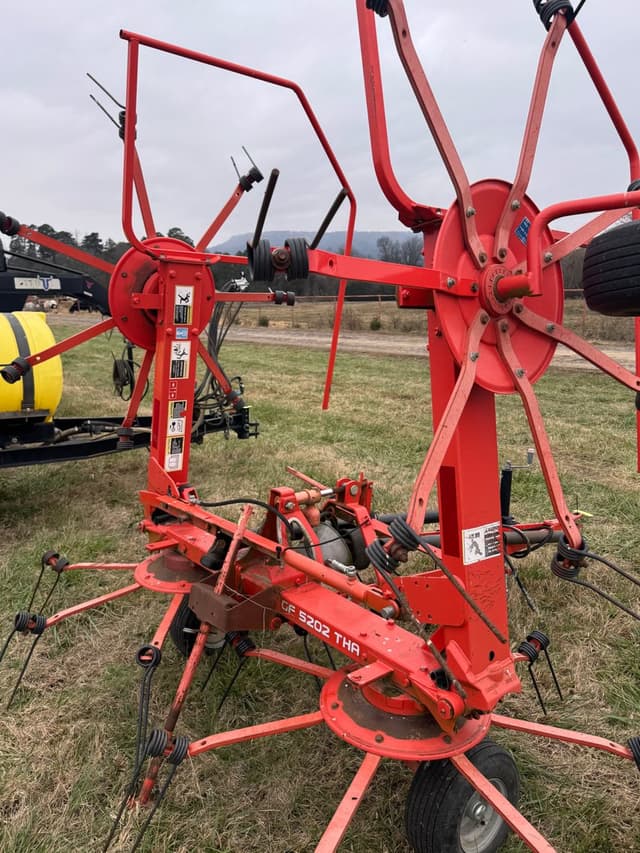 Image of Kuhn GF5202THA equipment image 2
