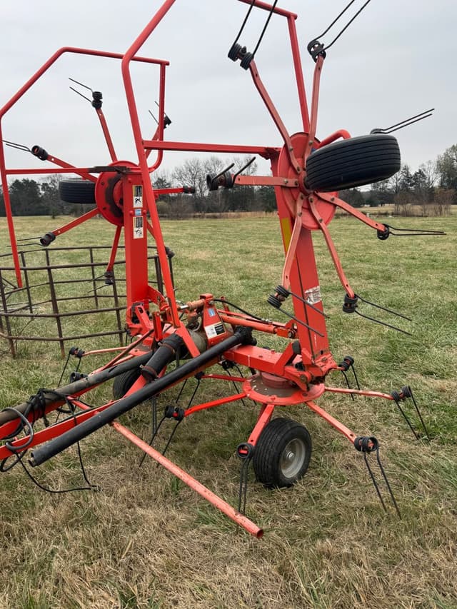 Image of Kuhn GF5202THA equipment image 1