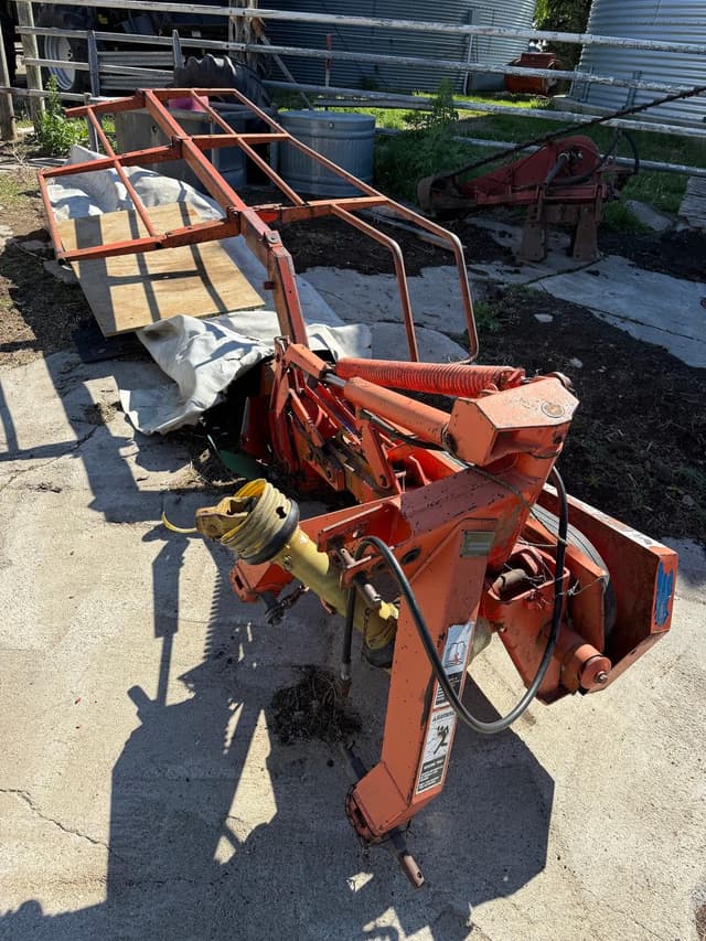 Image of Kuhn GMD700 equipment image 2