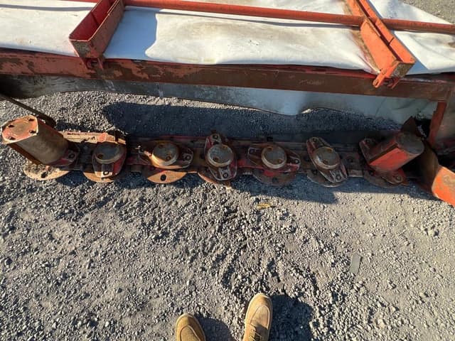 Image of Kuhn GMD700 equipment image 4