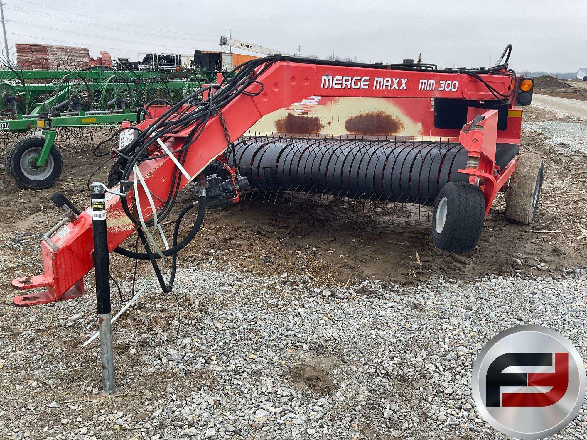 Main image Kuhn Merge-Maxx 300