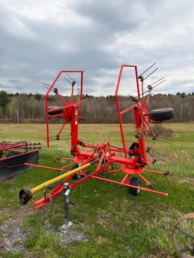 Image of Kuhn GF5202THA equipment image 2