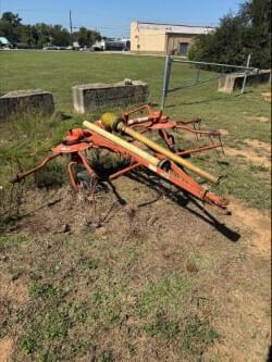 Image of Kuhn HR-301 equipment image 3