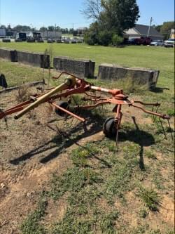 Image of Kuhn HR-301 equipment image 2