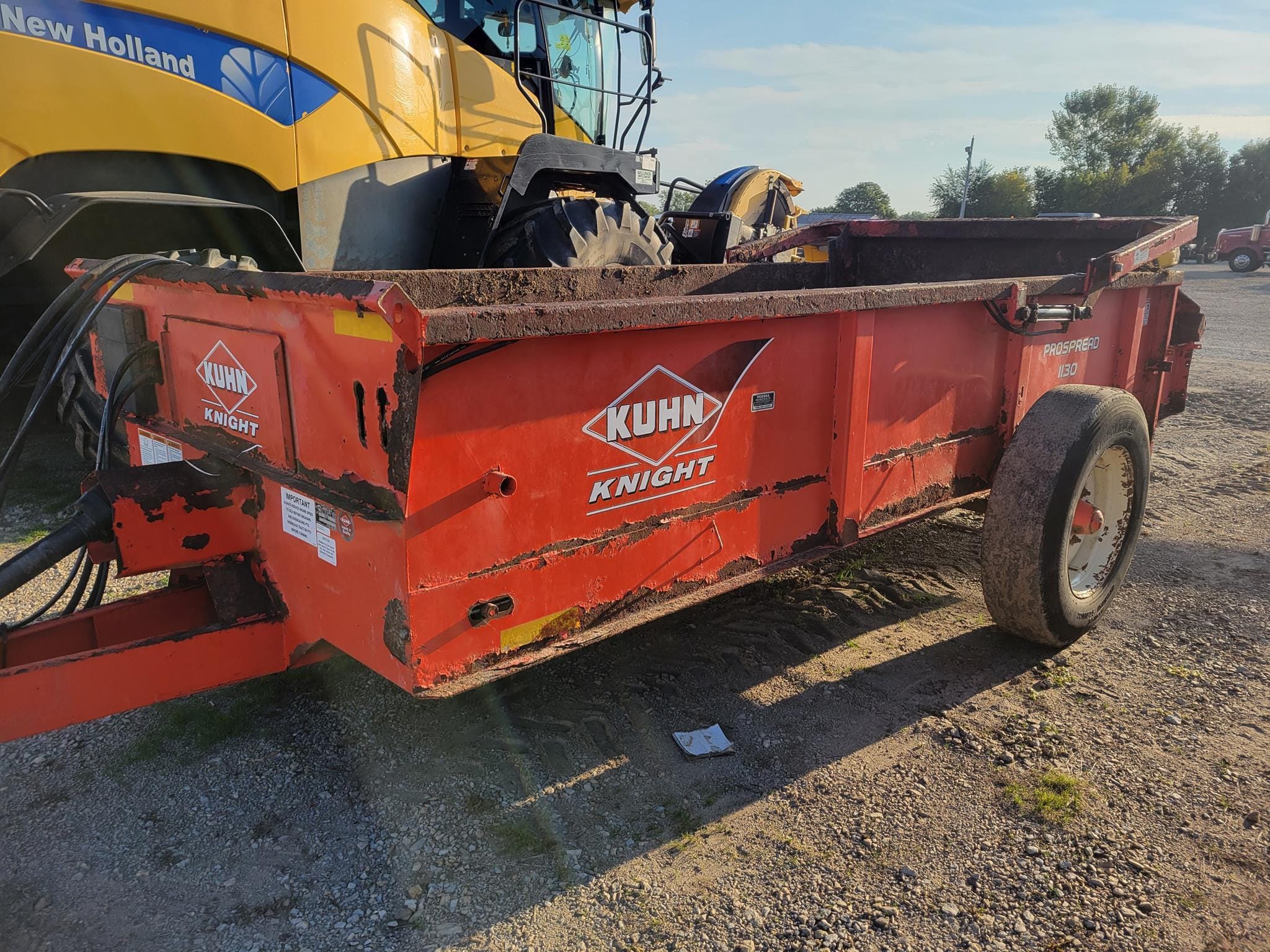 Main image Kuhn Knight 1130