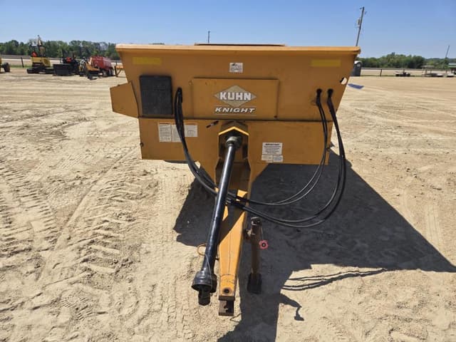 Image of Kuhn Knight 1140 equipment image 2