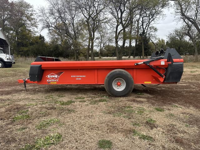 Image of Kuhn Knight 1230 equipment image 2