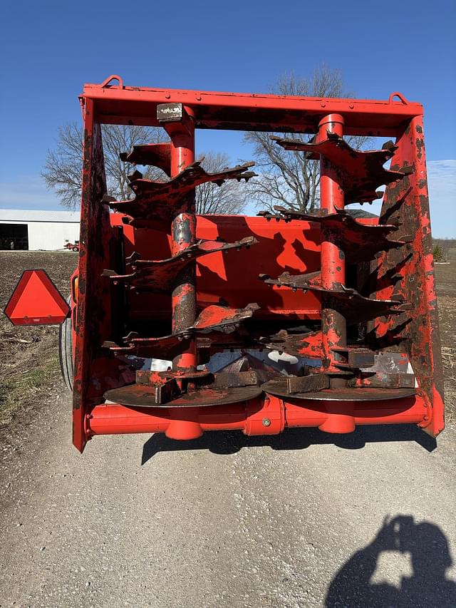 Image of Kuhn Knight 2044 equipment image 1