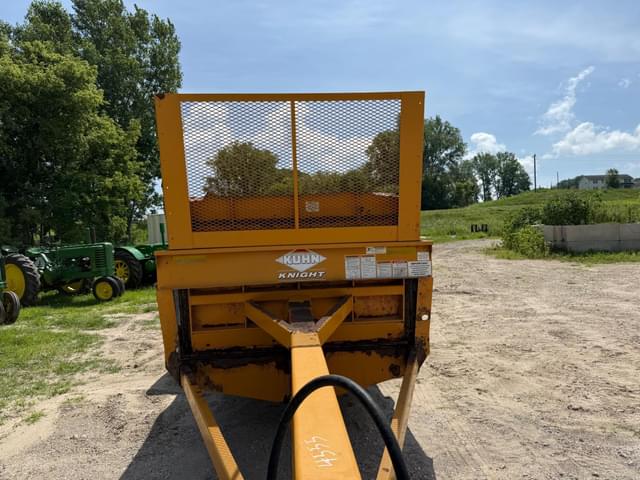 Image of Kuhn Knight 2044 equipment image 1