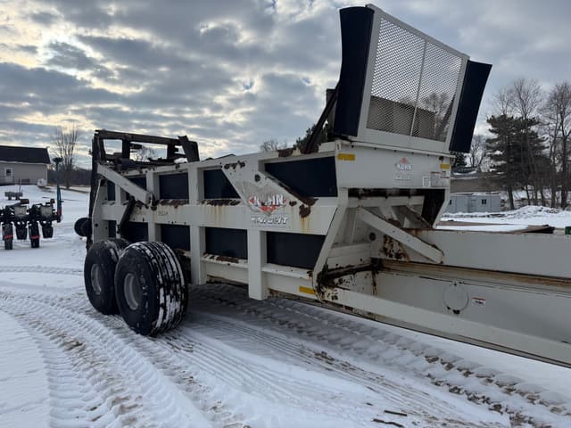 Image of Kuhn Knight 2054 equipment image 1