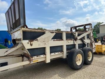 Main image Kuhn Knight 2054