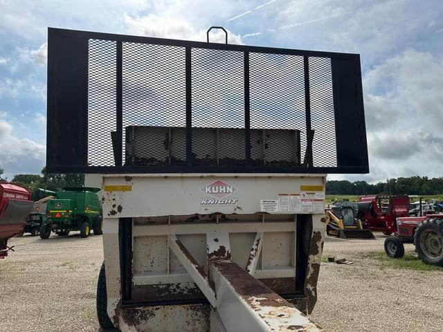 Image of Kuhn Knight 2054 equipment image 4