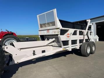Main image Kuhn Knight 2054