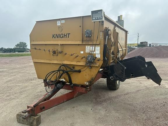 Image of Kuhn Knight 3042 equipment image 1