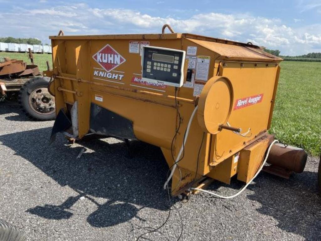 Main image Kuhn Knight 3115