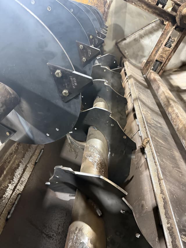 Image of Kuhn Knight 3125 equipment image 4