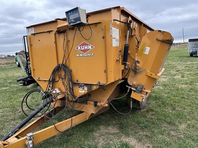 Image of Kuhn Knight 3125 equipment image 1