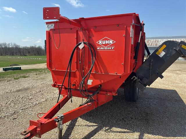 Image of Kuhn Knight 3125 equipment image 2