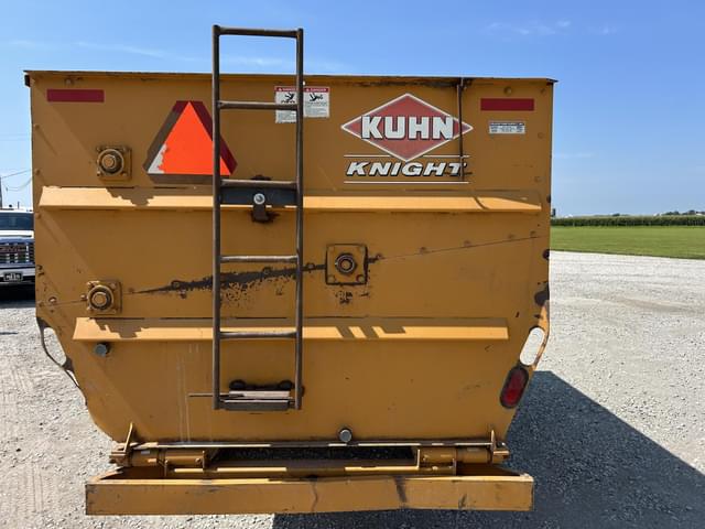 Image of Kuhn Knight 3130 equipment image 2