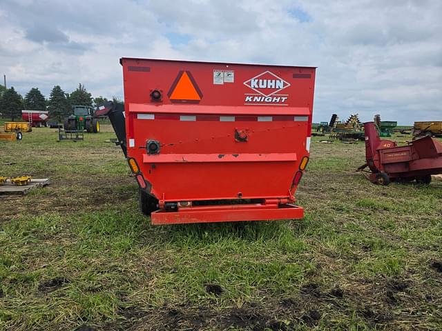 Image of Kuhn Knight 3130 equipment image 4