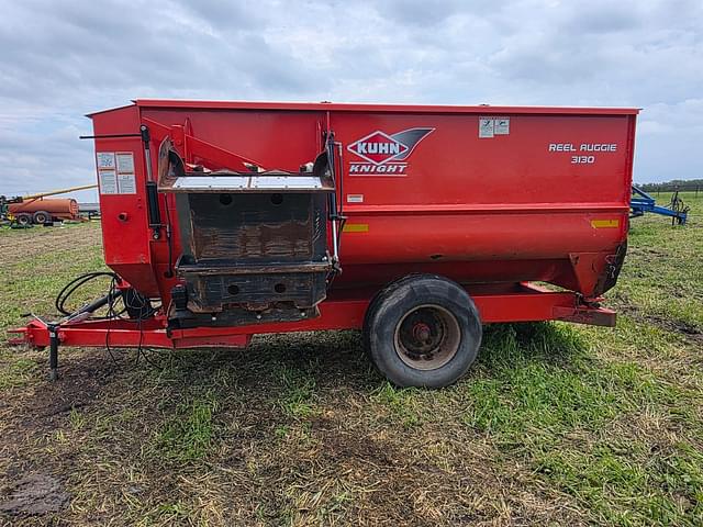Image of Kuhn Knight 3130 equipment image 2