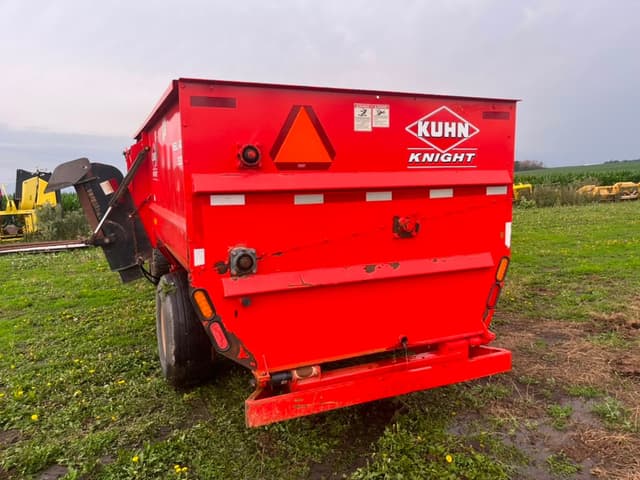 Image of Kuhn Knight 3130 equipment image 4