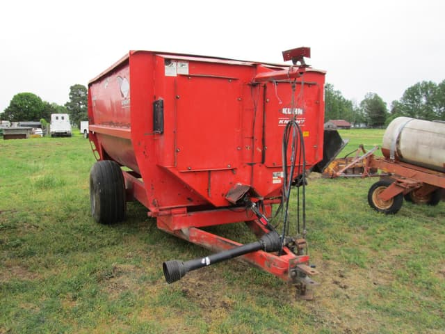 Image of Kuhn Knight 3130 equipment image 1