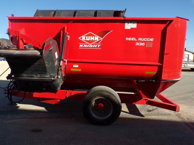 Image of Kuhn Knight 3136 equipment image 3