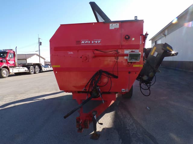 Image of Kuhn Knight 3136 equipment image 2